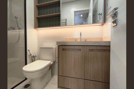 Apartamento à venda com 170m², 2 quartos e 2 vagasBnaheiro da Suíte 2