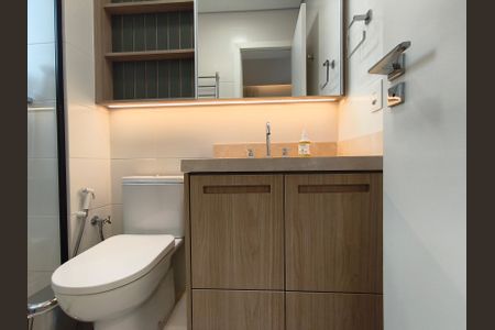 Apartamento à venda com 170m², 2 quartos e 2 vagasBnaheiro da Suíte 1