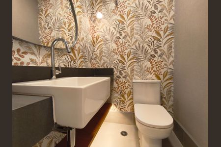 Apartamento à venda com 170m², 2 quartos e 2 vagasLavabo