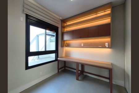 Apartamento à venda com 170m², 2 quartos e 2 vagasSuíte 2