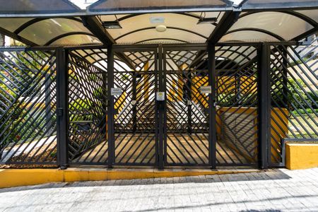 Apartamento à venda com 65m², 2 quartos e 1 vaga Apartamento à venda com 65m², 2 quartos e 1 vagaFachada do condomínio