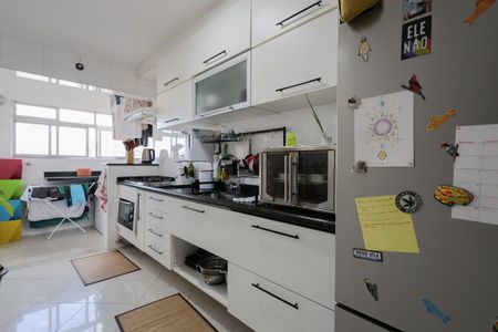 Apartamento à venda com 65m², 2 quartos e 1 vaga Apartamento à venda com 65m², 2 quartos e 1 vagaCozinha