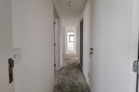 Apartamento à venda com 155m², 4 quartos e 2 vagasCorredor