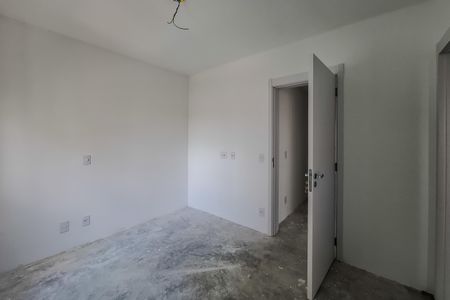 Apartamento à venda com 155m², 4 quartos e 2 vagasQuarto 3