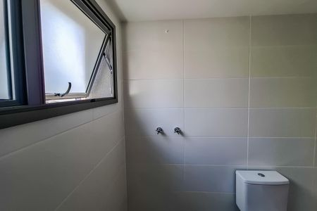 Apartamento à venda com 155m², 4 quartos e 2 vagasBanheiro Quarto 4