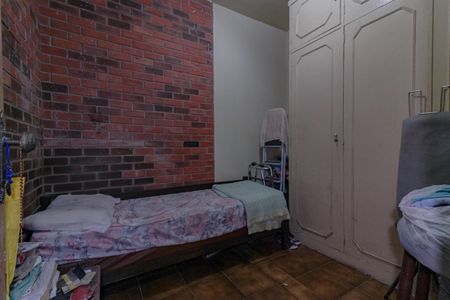 Casa à venda com 550m², 3 quartos e 6 vagasQuarto de Serviço