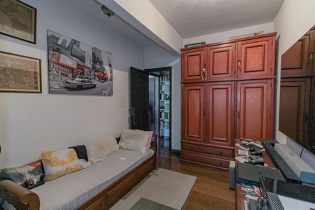 Casa à venda com 550m², 3 quartos e 6 vagasQuarto 2