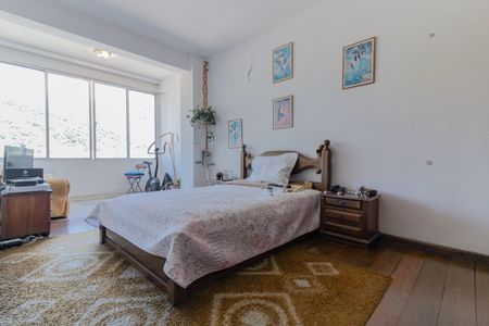 Casa à venda com 550m², 3 quartos e 6 vagasQuarto 3