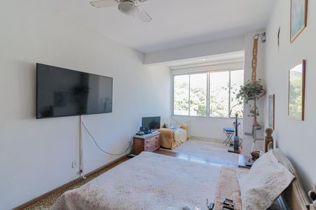 Casa à venda com 550m², 3 quartos e 6 vagasQuarto 3