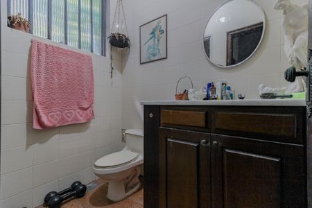 Casa à venda com 550m², 3 quartos e 6 vagasBanheiro Social