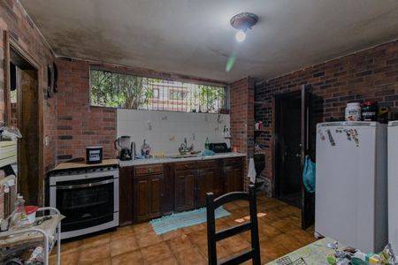 Casa à venda com 550m², 3 quartos e 6 vagasCozinha