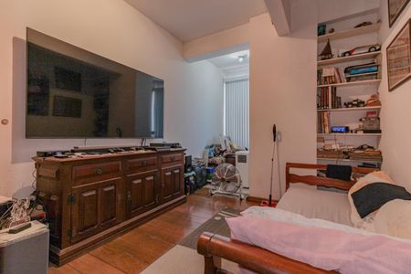 Casa à venda com 550m², 3 quartos e 6 vagasQuarto 2