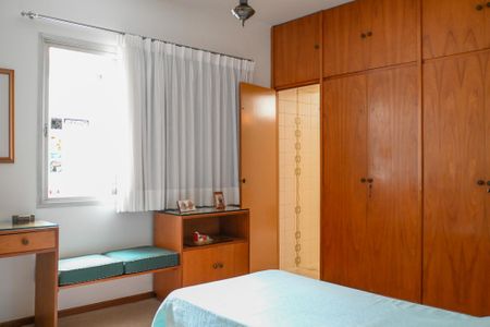 Casa à venda com 469m², 3 quartos e 4 vagasSuíte 2