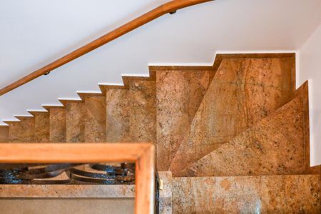 Casa à venda com 469m², 3 quartos e 4 vagasEscada