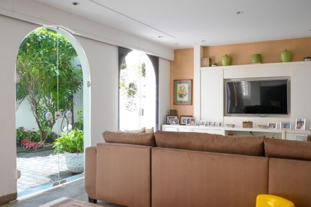 Casa à venda com 469m², 3 quartos e 4 vagasEdícula 