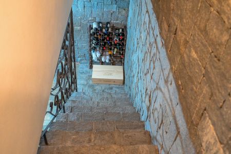 Casa à venda com 469m², 3 quartos e 4 vagasPorão