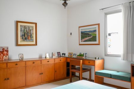 Casa à venda com 469m², 3 quartos e 4 vagasSuíte 2