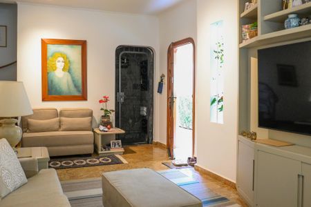 Casa à venda com 469m², 3 quartos e 4 vagasSala