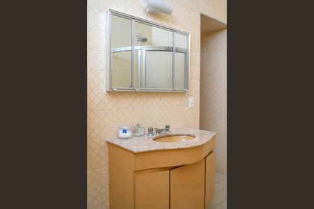 Casa à venda com 469m², 3 quartos e 4 vagasBanheiro da Suíte 3