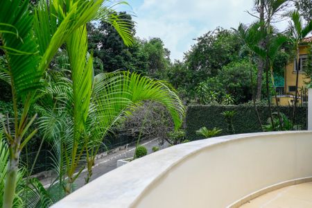 Casa à venda com 469m², 3 quartos e 4 vagasVaranda da Suite 1