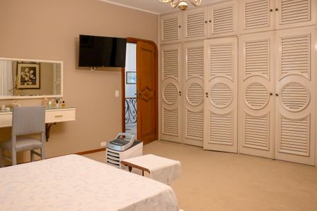 Casa à venda com 469m², 3 quartos e 4 vagasSuite 1