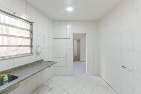 Apartamento à venda com 115m², 2 quartos e 1 vagaCozinha