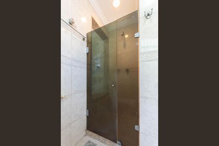 Apartamento à venda com 115m², 2 quartos e 1 vagaBanheiro Suíte