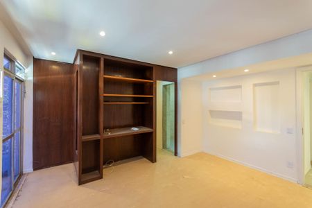 Apartamento à venda com 115m², 2 quartos e 1 vagaSuíte