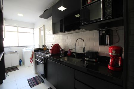 Apartamento à venda com 96m², 4 quartos e 1 vagaCozinha