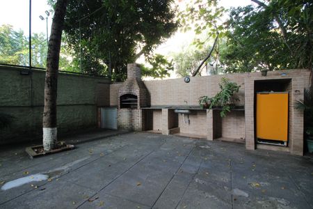 Apartamento à venda com 96m², 4 quartos e 1 vagaChurrasqueira