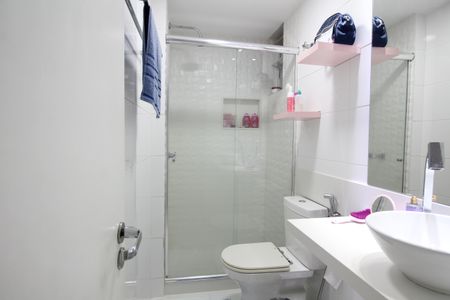 Apartamento à venda com 96m², 4 quartos e 1 vagaBanheiro Social