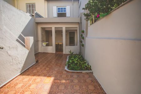 Casa à venda com 120m², 2 quartos e 1 vaga Casa à venda com 120m², 2 quartos e 1 vagaVista