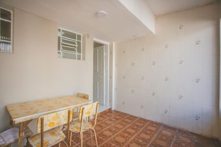 Casa à venda com 120m², 2 quartos e 1 vaga Casa à venda com 120m², 2 quartos e 1 vagaÁrea de Serviço