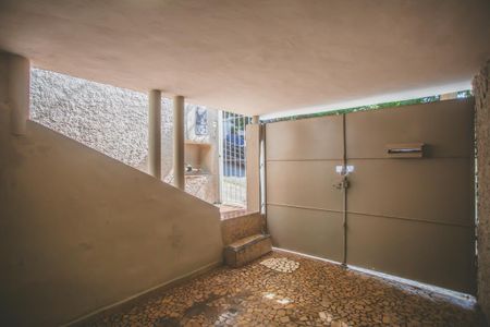 Casa à venda com 120m², 2 quartos e 1 vaga Casa à venda com 120m², 2 quartos e 1 vagaGaragem