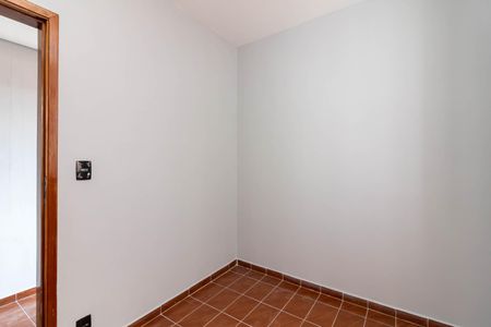 Casa à venda com 180m², 4 quartos e 2 vagasQuarto 2