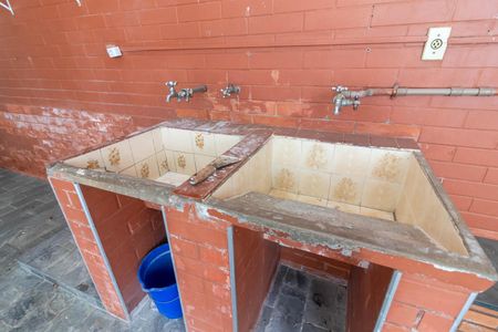 Casa à venda com 180m², 4 quartos e 2 vagasÁrea de Serviço