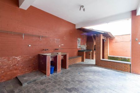 Casa à venda com 180m², 4 quartos e 2 vagasÁrea de Serviço