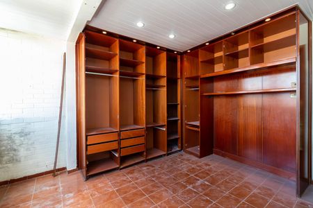 Casa à venda com 180m², 4 quartos e 2 vagasQuarto 1