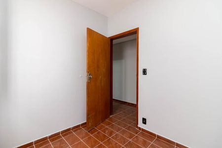 Casa à venda com 180m², 4 quartos e 2 vagasQuarto 2