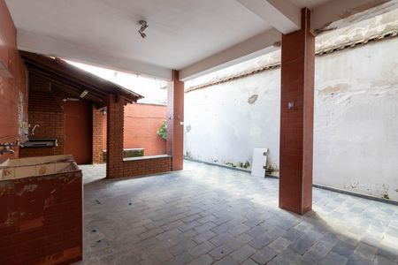 Casa à venda com 180m², 4 quartos e 2 vagasÁrea de Serviço