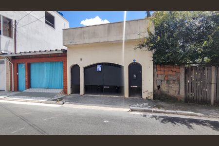 Casa à venda com 180m², 4 quartos e 2 vagasFachada e placa