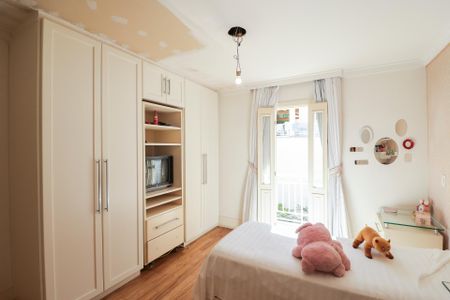 Casa à venda com 450m², 3 quartos e 3 vagas Casa à venda com 450m², 3 quartos e 3 vagasSuíte 2