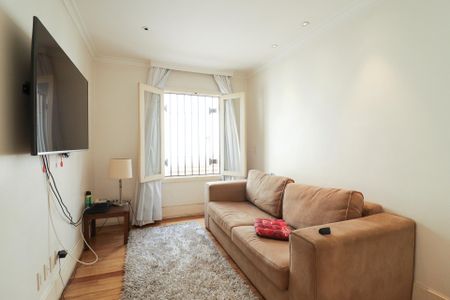 Casa à venda com 450m², 3 quartos e 3 vagas Casa à venda com 450m², 3 quartos e 3 vagasc