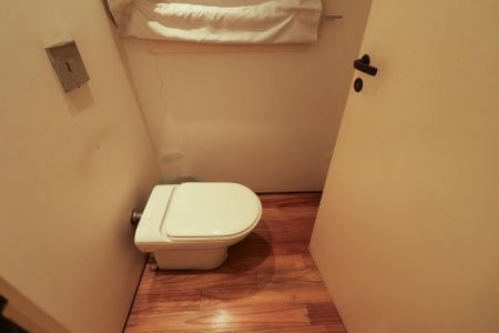 Casa à venda com 450m², 3 quartos e 3 vagas Casa à venda com 450m², 3 quartos e 3 vagasLavabo