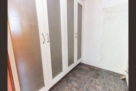 Apartamento à venda com 234m², 4 quartos e 4 vagas Apartamento à venda com 234m², 4 quartos e 4 vagasÁrea de Serviço - Despensa