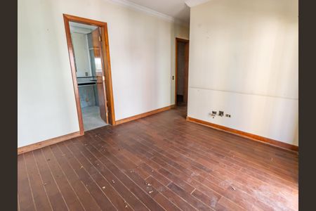 Apartamento à venda com 234m², 4 quartos e 4 vagas Apartamento à venda com 234m², 4 quartos e 4 vagasSuíte 1