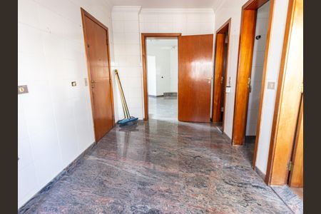 Apartamento à venda com 234m², 4 quartos e 4 vagas Apartamento à venda com 234m², 4 quartos e 4 vagasÁrea de Serviço