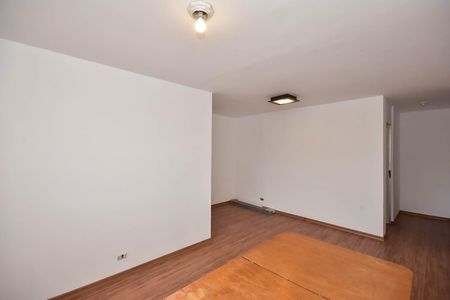 Apartamento à venda com 50m², 2 quartos e 1 vaga Apartamento à venda com 50m², 2 quartos e 1 vagaSala