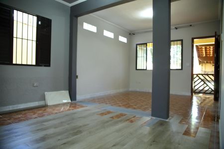 Casa para alugar com 560m², 4 quartos e 2 vagasSala