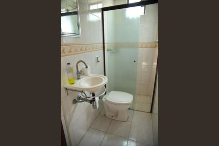 Casa para alugar com 560m², 4 quartos e 2 vagasBanheiro de Serviço